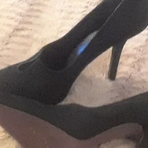 Vera Wang 4 inch black suede heels